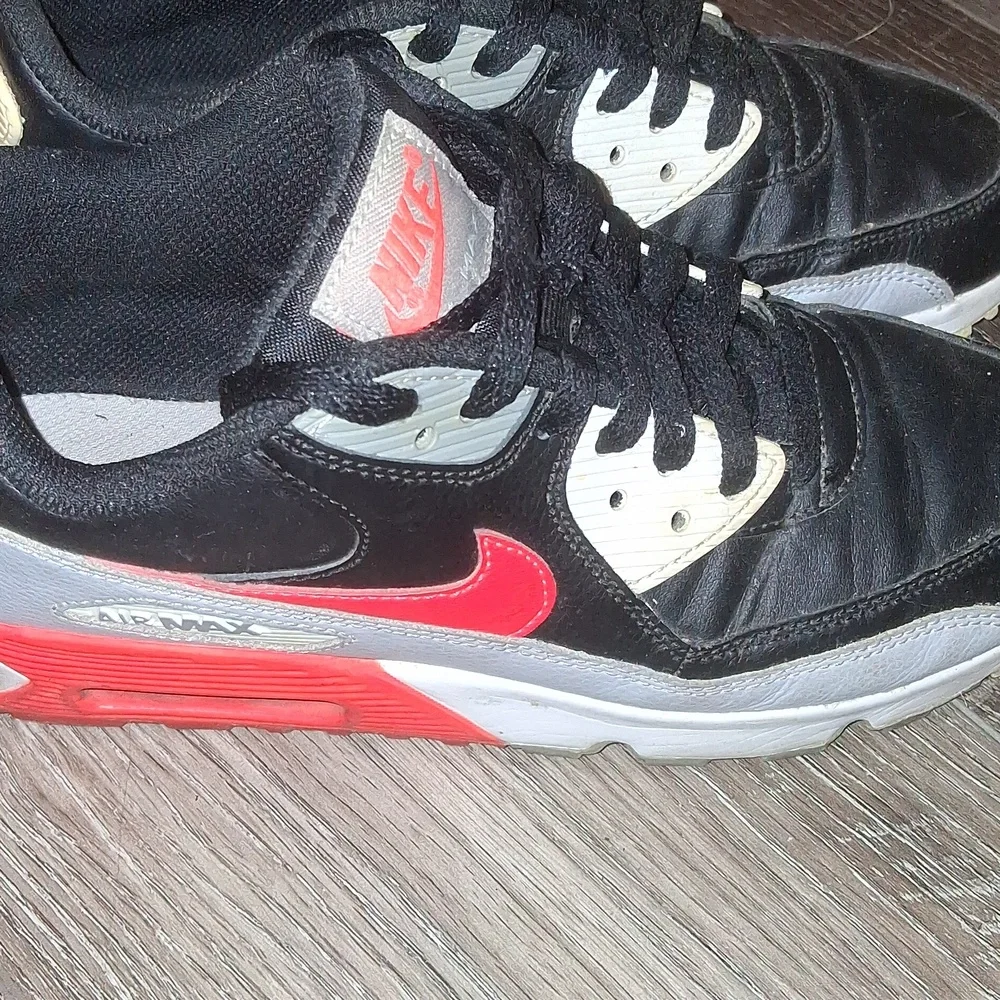 Nike Air Max 90s